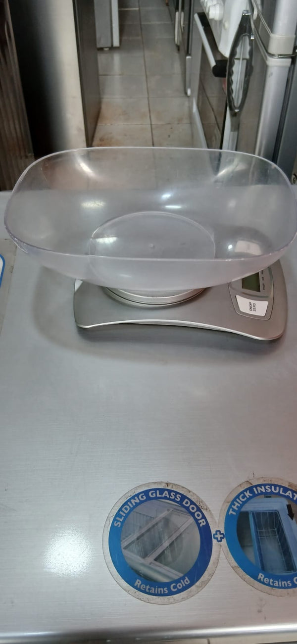 Von VSWK01MCX Kitchen Weighing Scale Pre-Loved