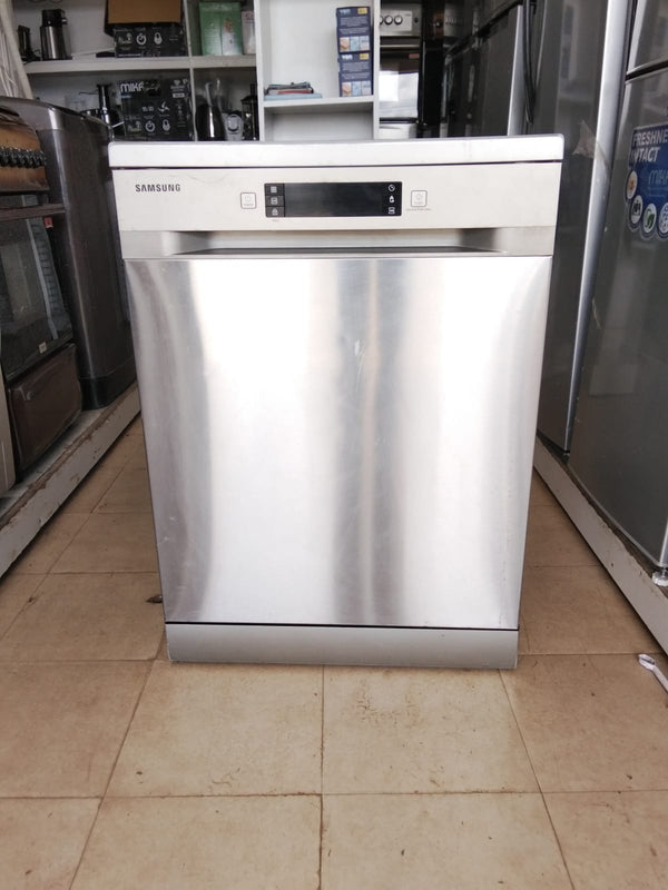 Samsung DW60M5070FS Dishwasher Pre-Loved